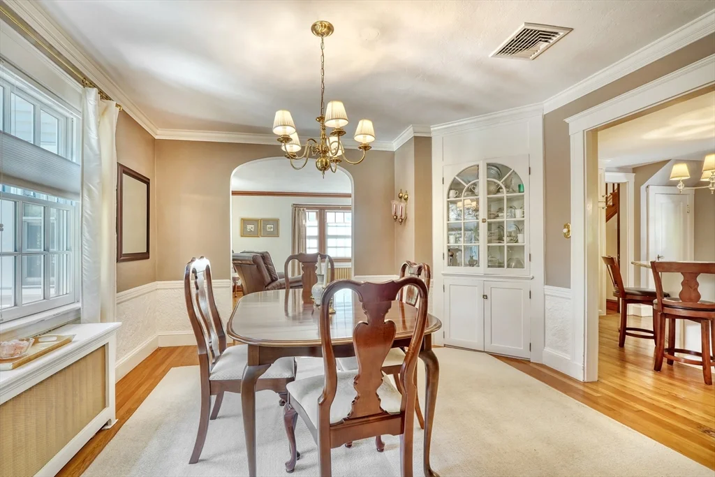 46 Goss Ave, Melrose