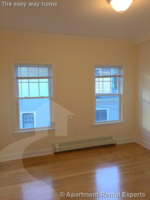 65 Langdon St, Harvard Square