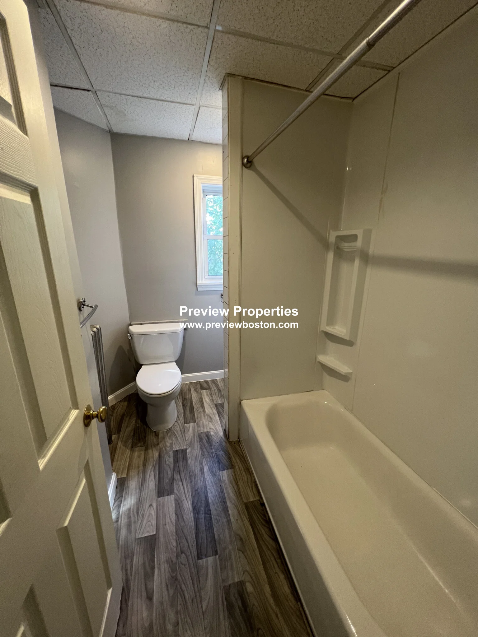 696 Broadway, Everett