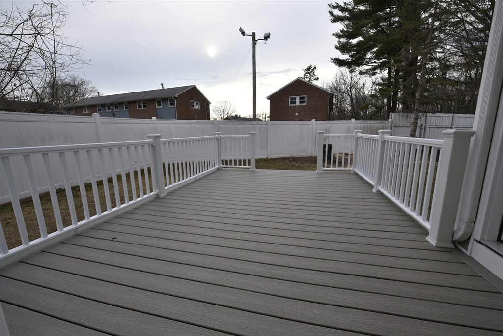 19 Stillman Circle, Natick