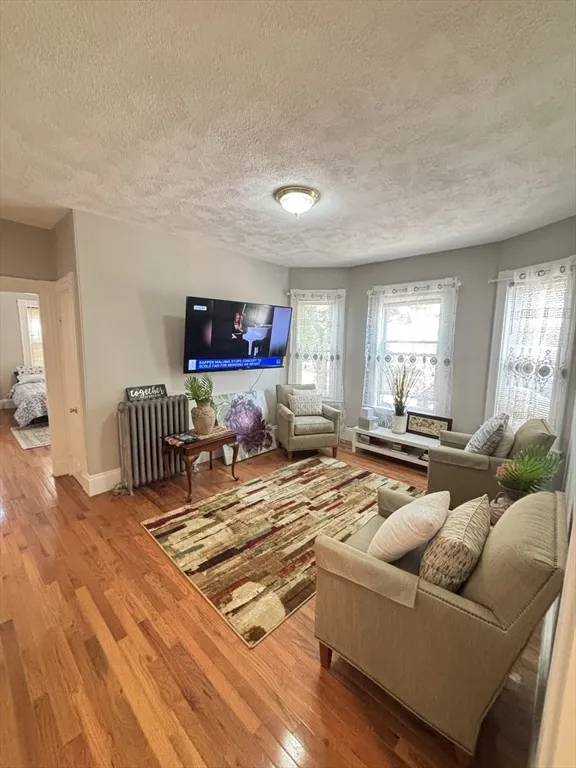 316 Western Ave, Riverside