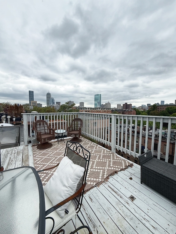 8 Worcester Sq, South End