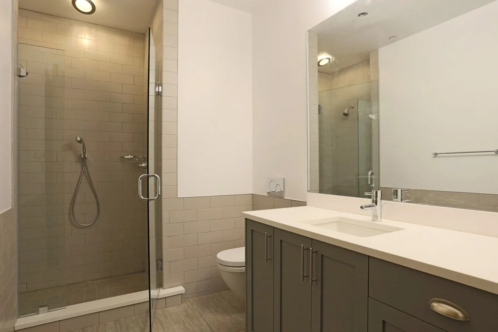 144 Lincoln St, Leather District