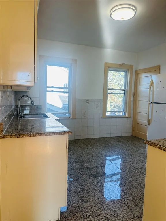 85 River St, Mattapan