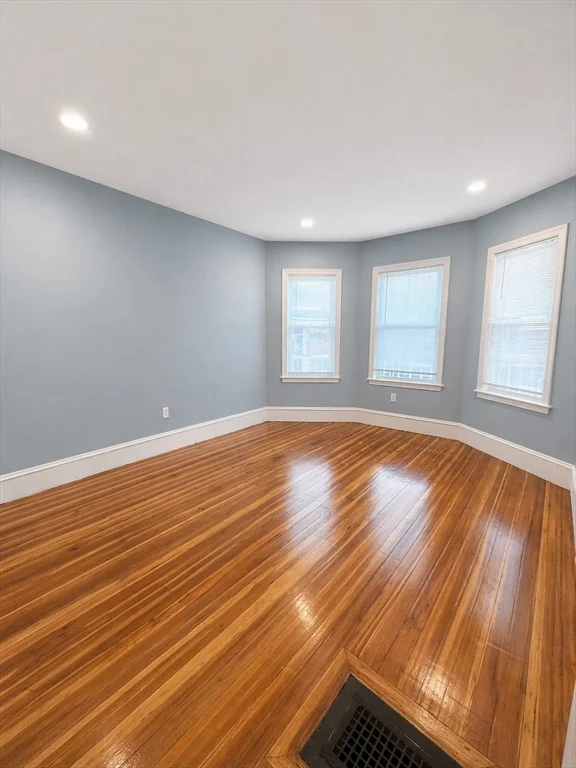 9 Nightingale St, Dorchester