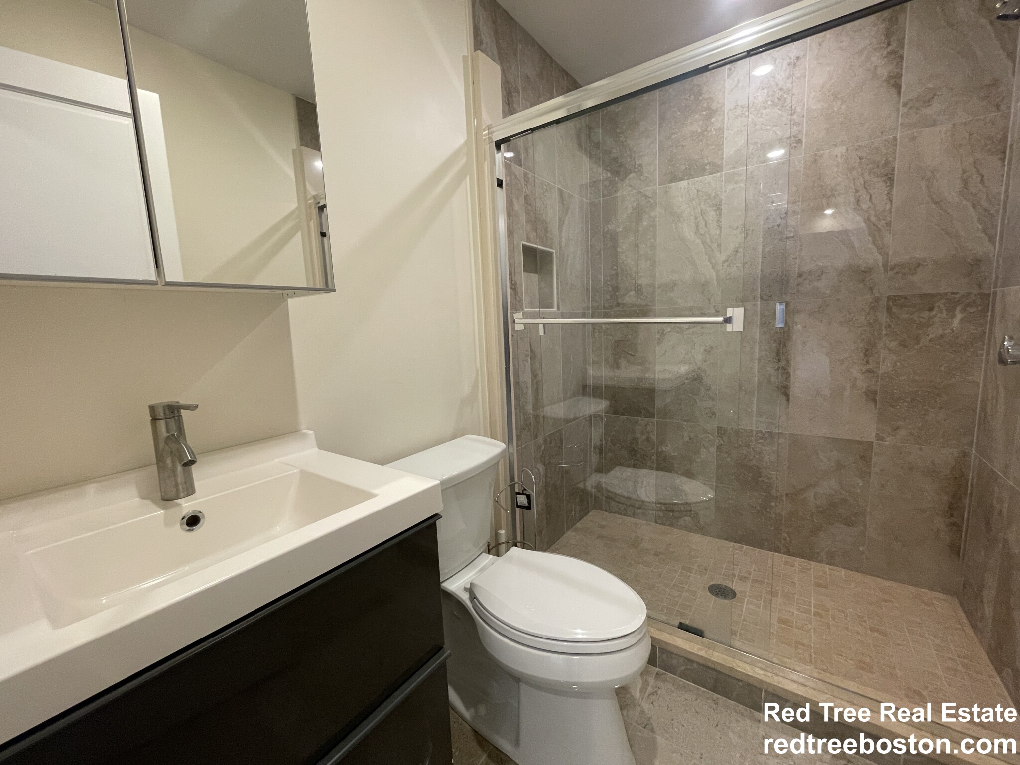 1028 Commonwealth Ave, Boston