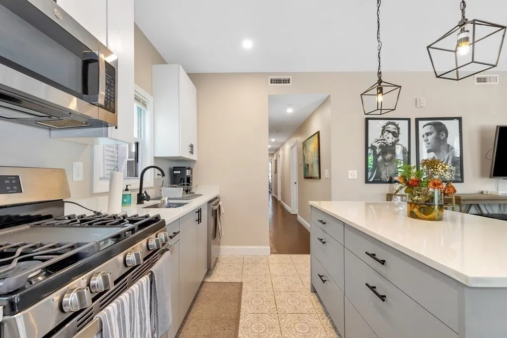 777 Columbia Rd, Boston