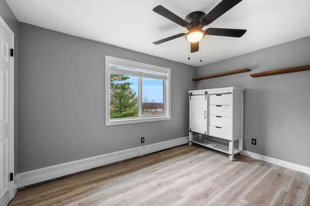 145 Essex Ave, Gloucester