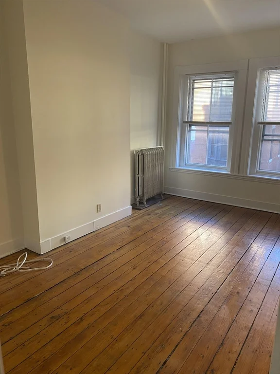 22 Isabella St, Back Bay