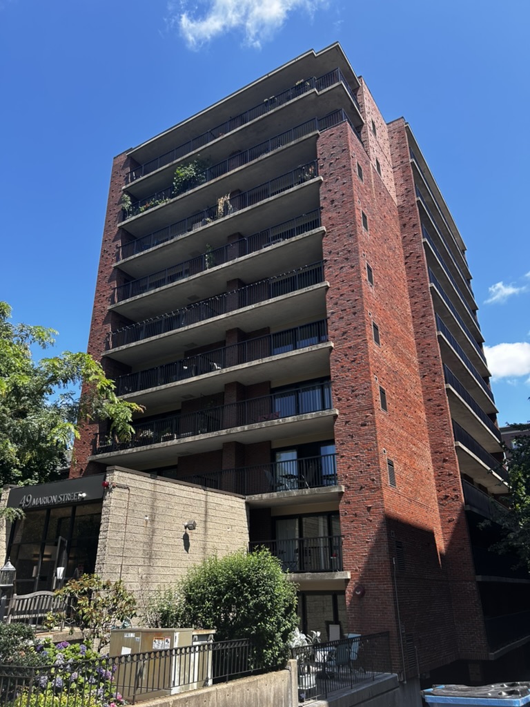 49 Marion St, Coolidge Corner