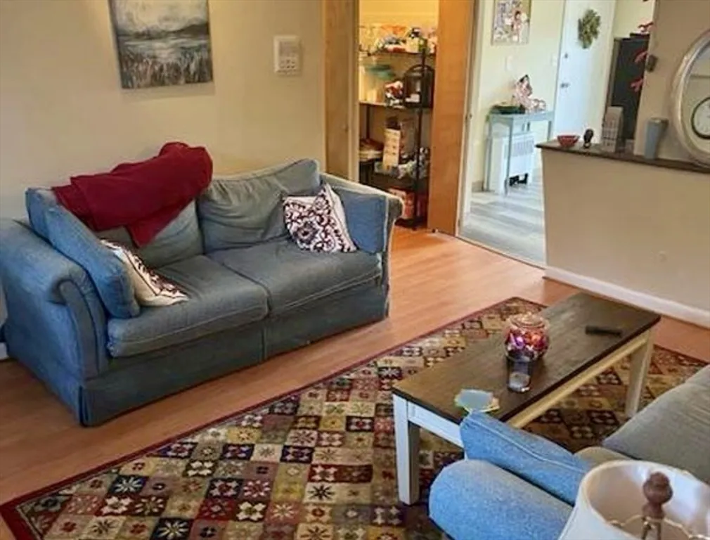 1726 Commonwealth Ave, Brighton