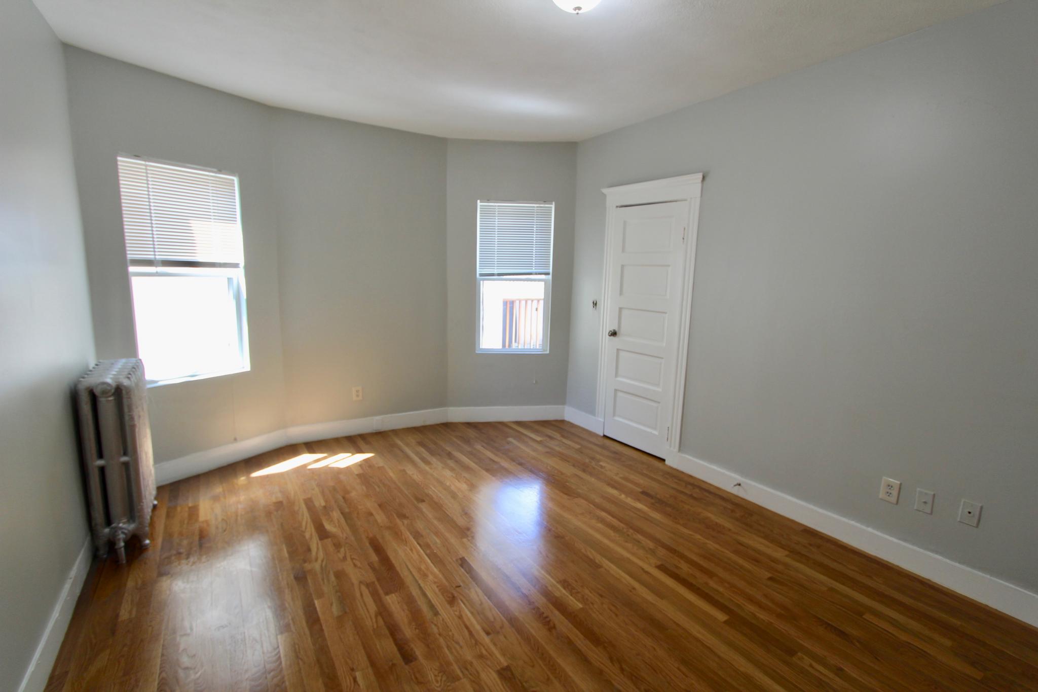 109 Pleasant St, Dorchester