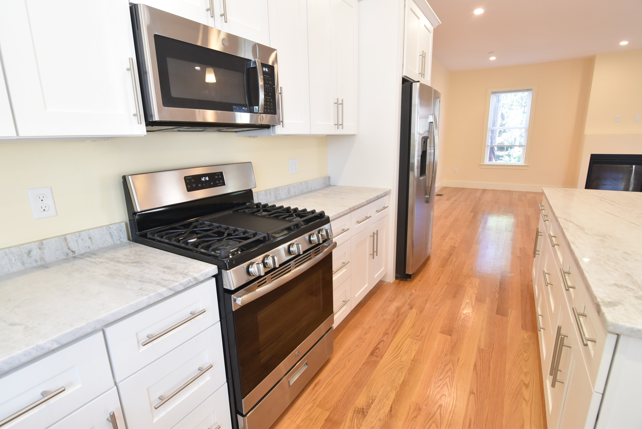 7B Sparhawk, Brighton