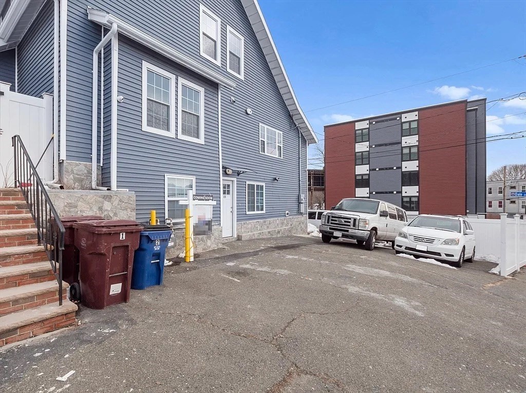 15 Washington Ave, Revere