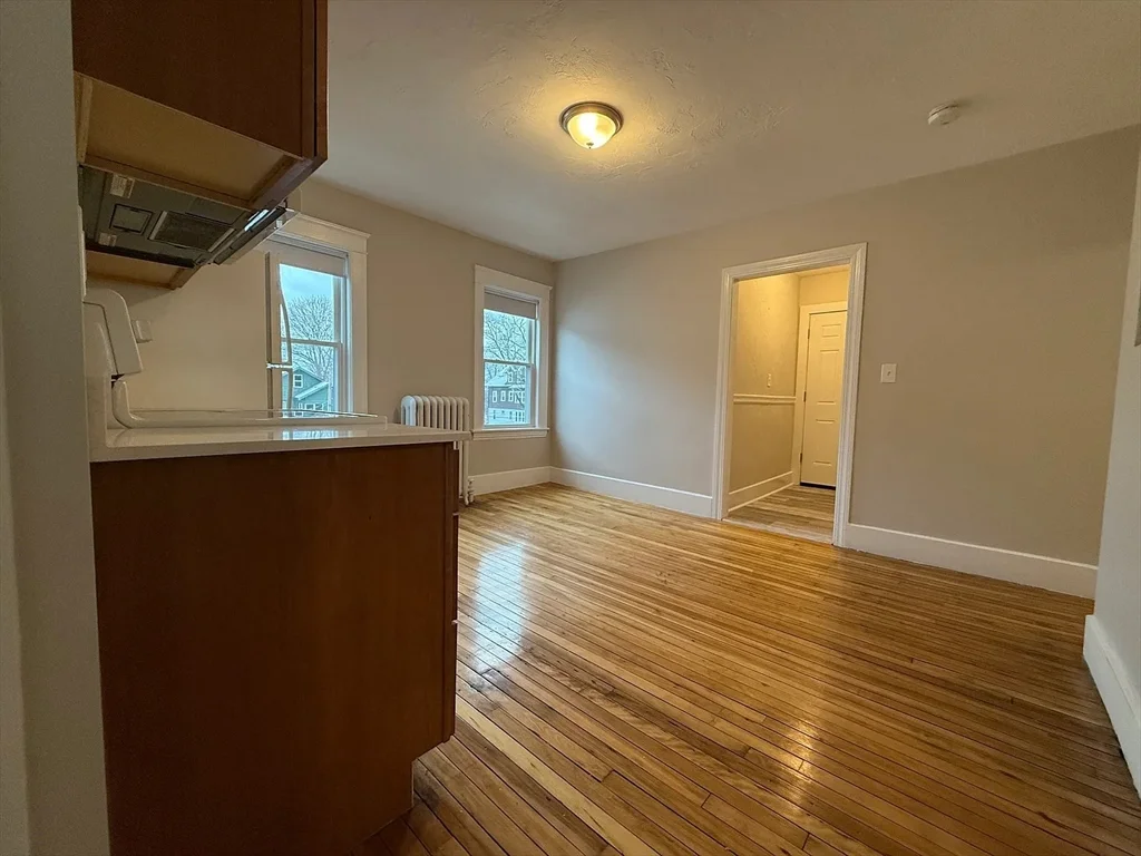 1301 Main St, Worcester