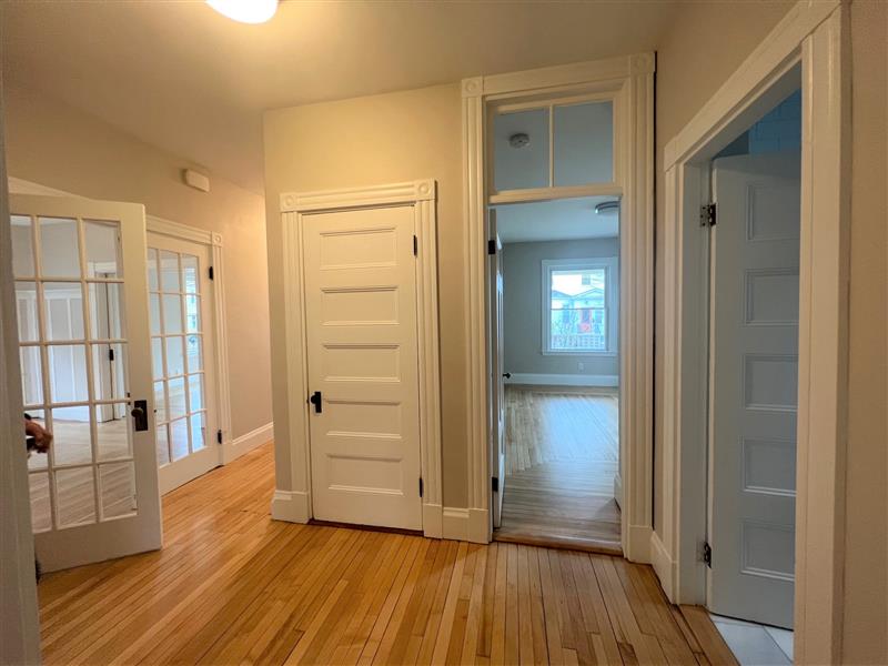 22 Kidder Ave, Powder House Square