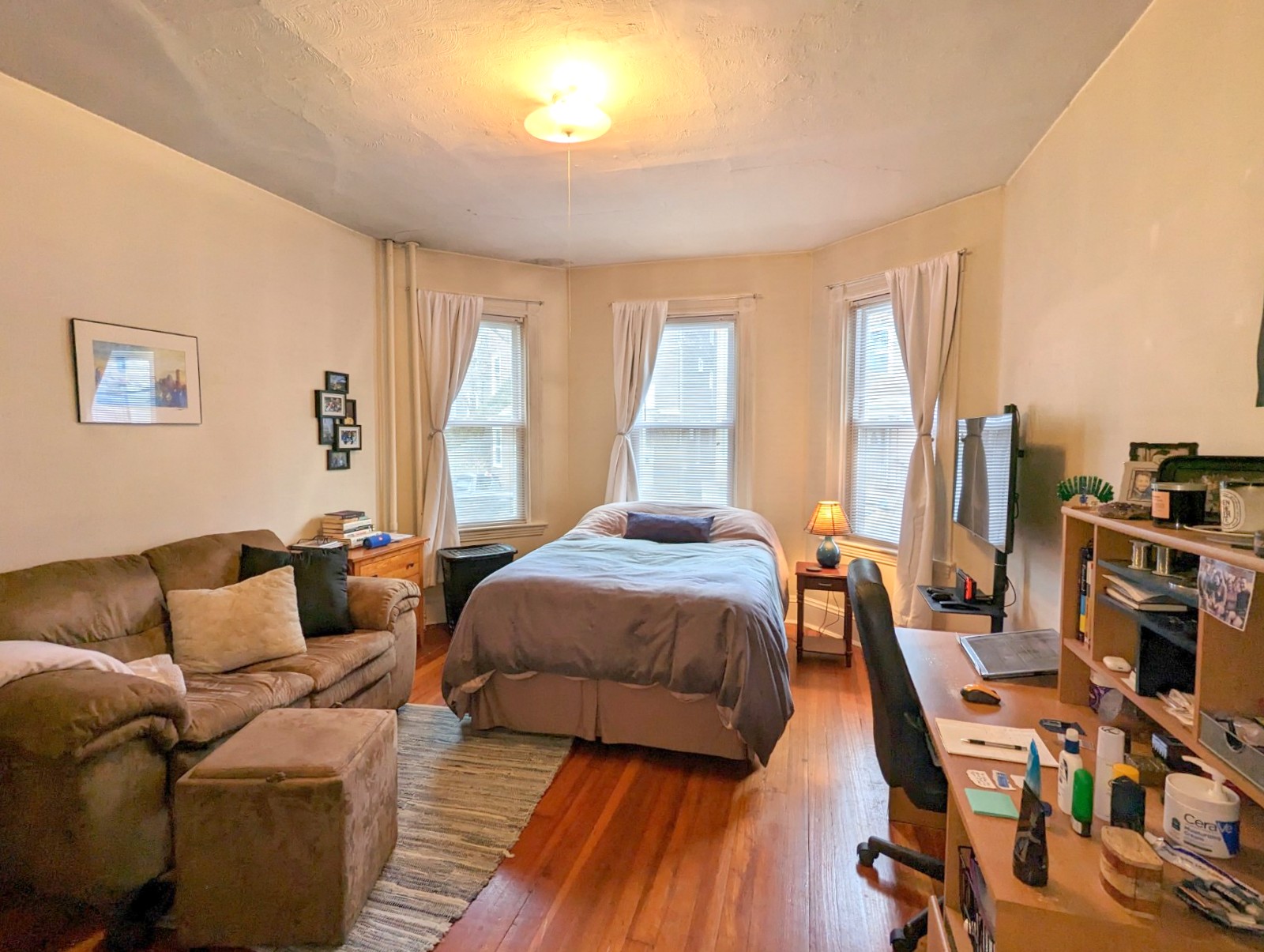 42 Calvin St, Ward Two