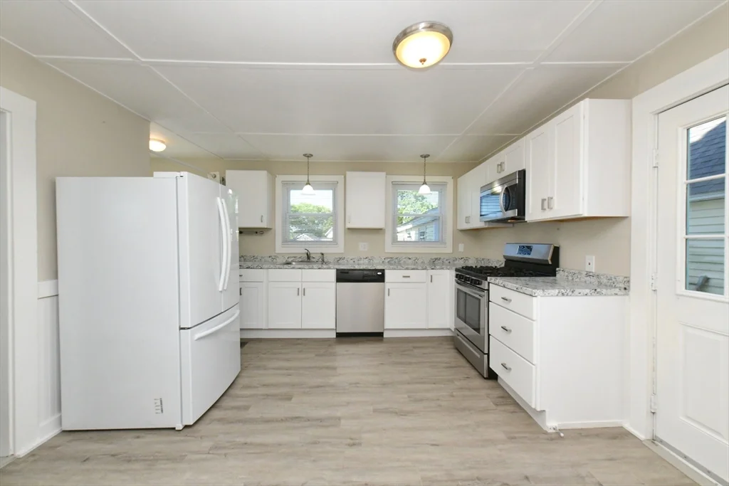 21 12th St, Quincy Center