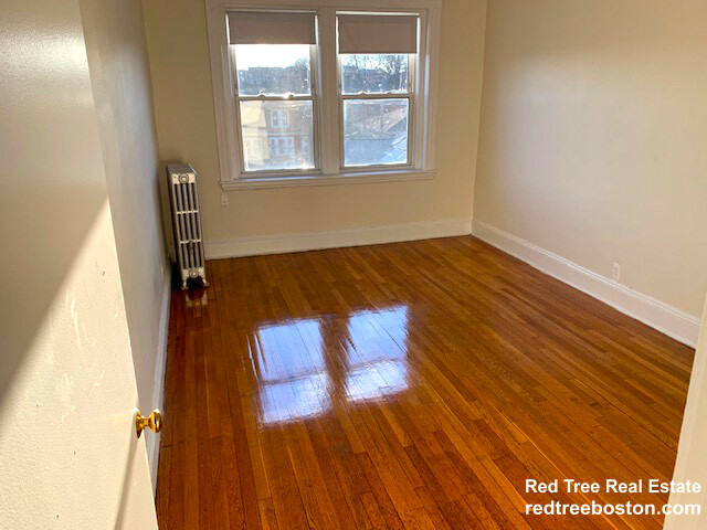 116 Washington St, Brighton