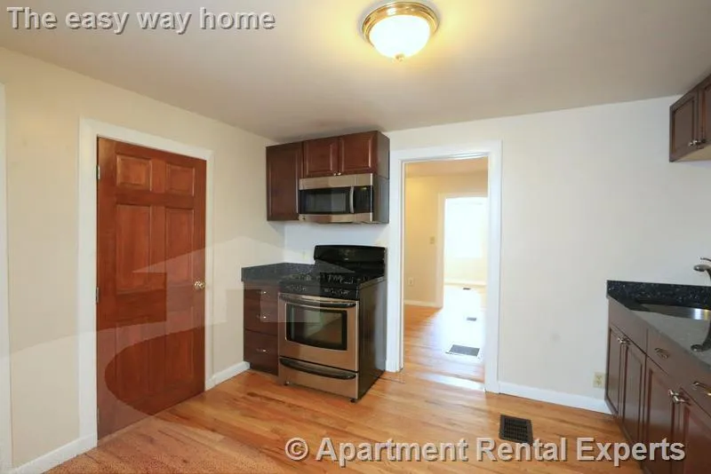 429 Franklin St, Central Square