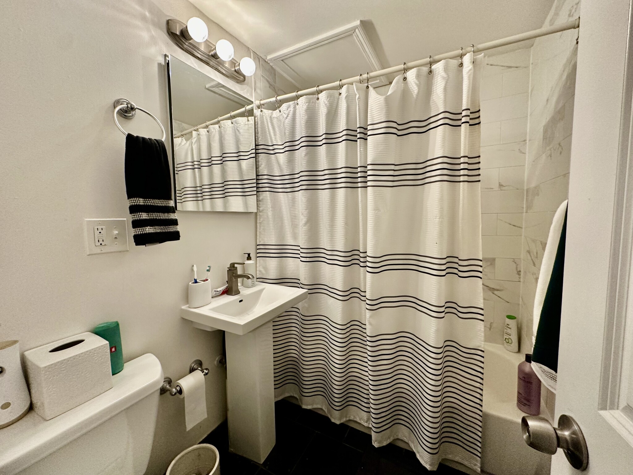 90 West Cedar St, Beacon Hill