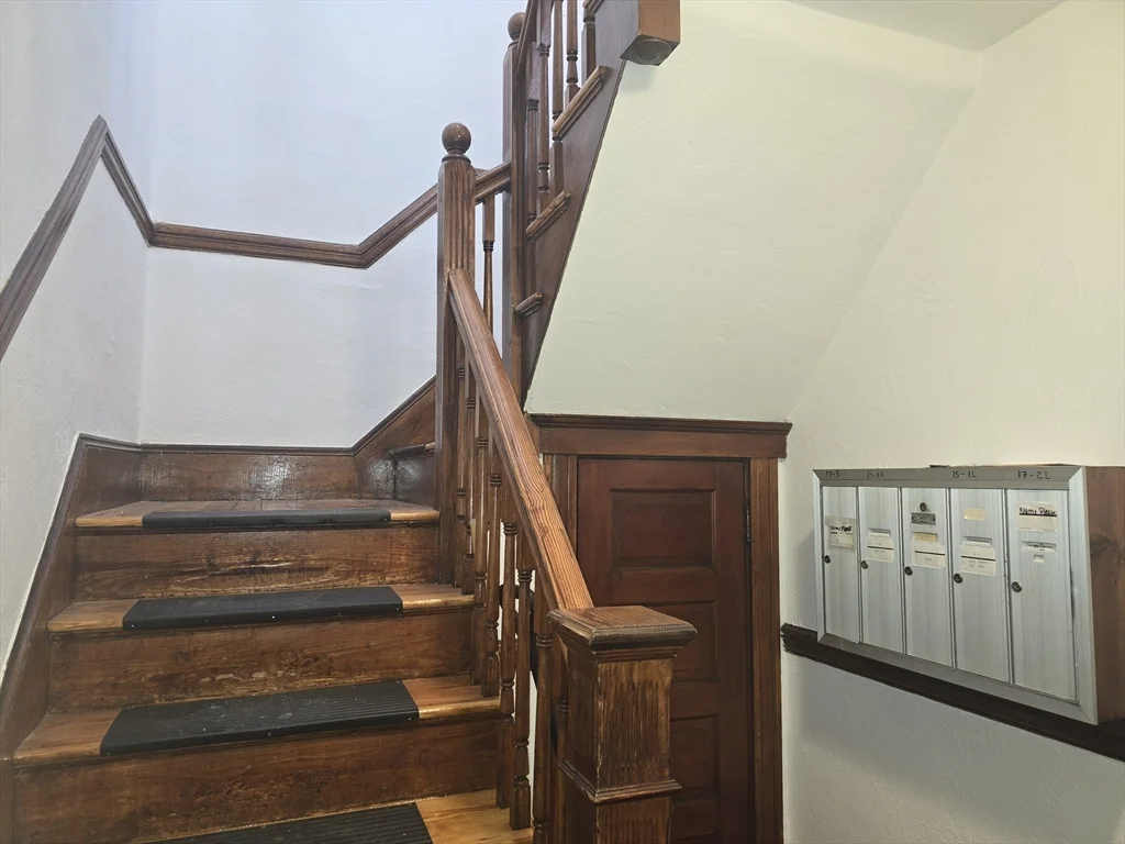 17 Grafton St, Quincy