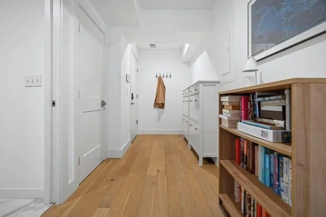 946 Saratoga St, East Boston