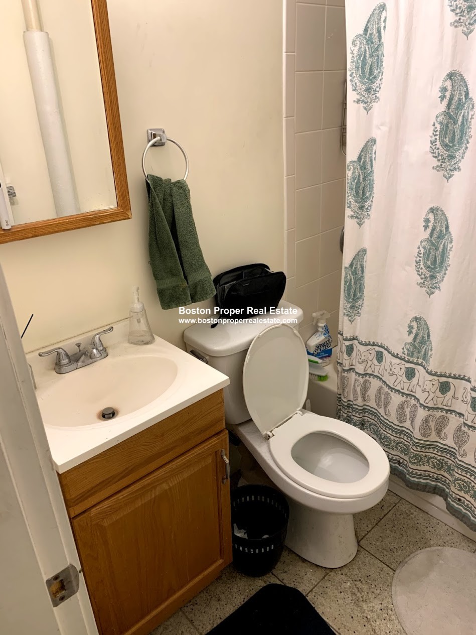 53 Joy St, Beacon Hill