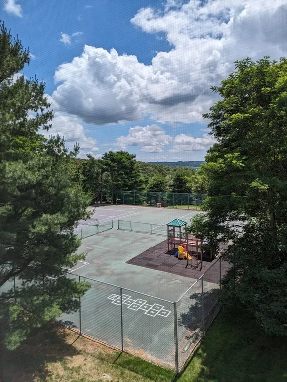 809 Franklin Crossing Rd, Franklin