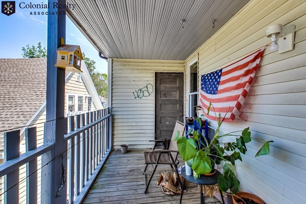 49 Hillside St, Mission Hill