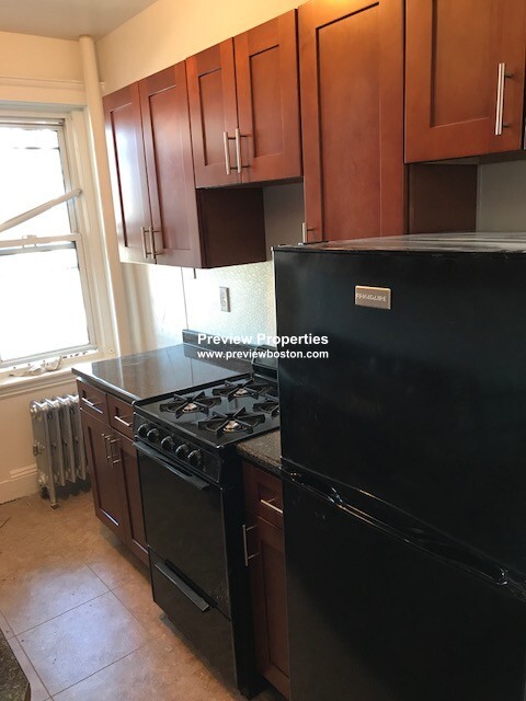 116 Washington St, Brighton