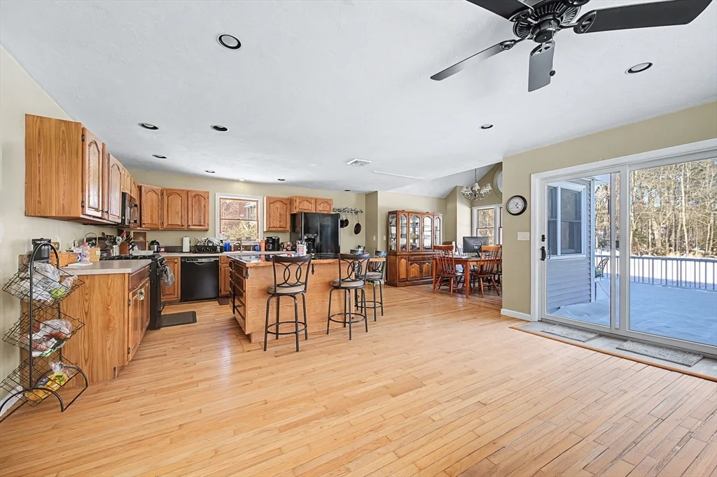 268 Wood St, Hopkinton