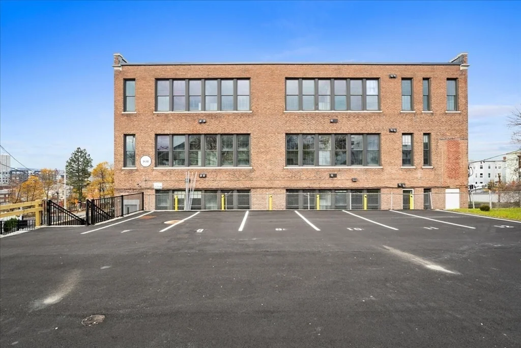 22 Waverly St, Worcester