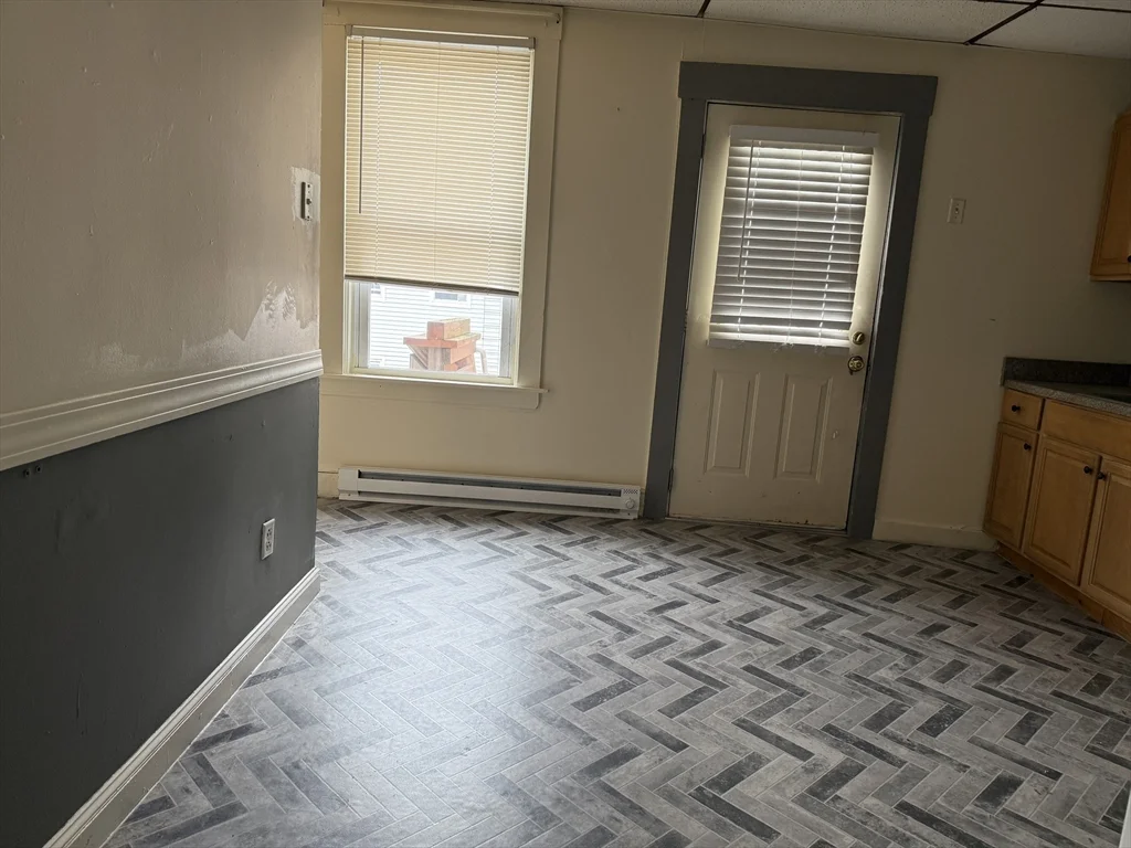 125 High St, North Attleboro