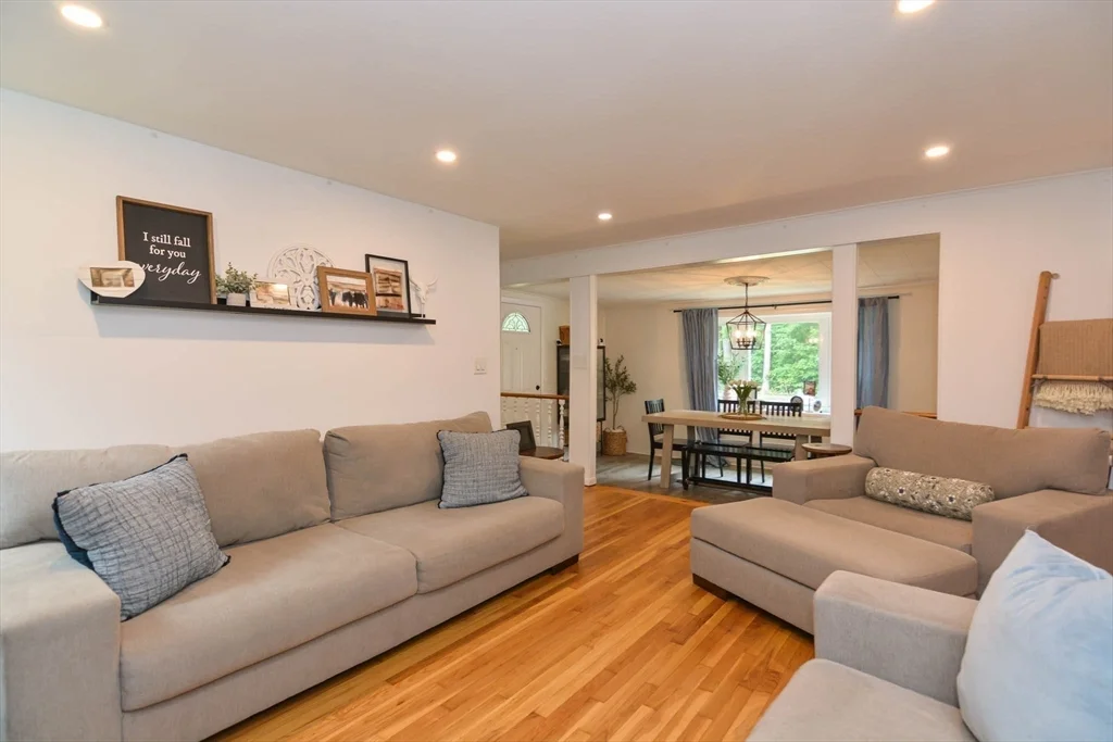 399 Shawsheen Ave, Wilmington