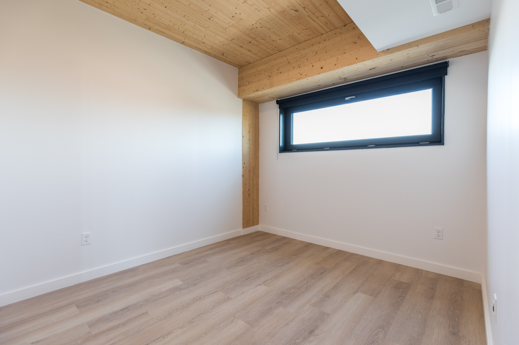 11 East Lenox St, Roxbury