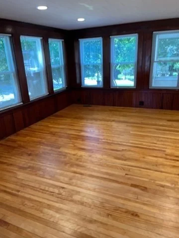 82 Pleasant St, Ayer