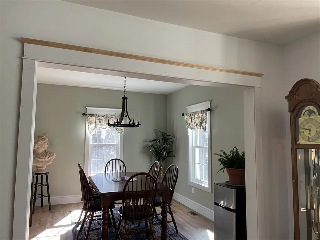 1 Lamoureux Ln, Spencer