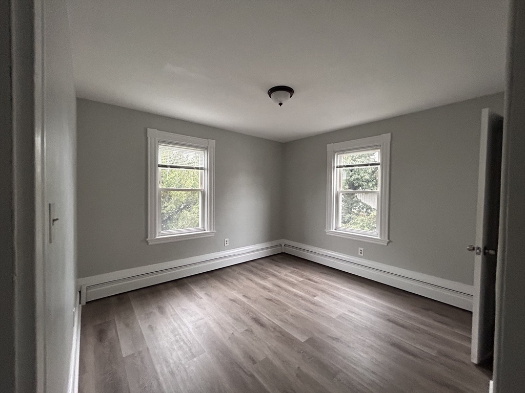 6 Swetts Ct, Watertown