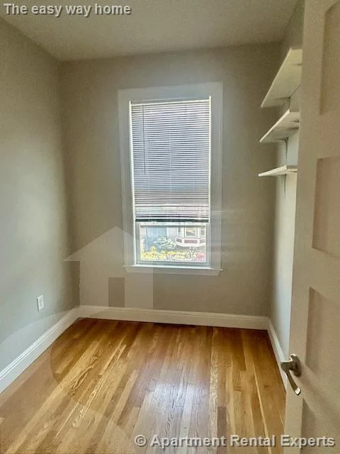 13 Pleasant St, Central Square