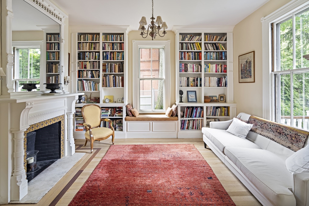 247 Kent St, Brookline