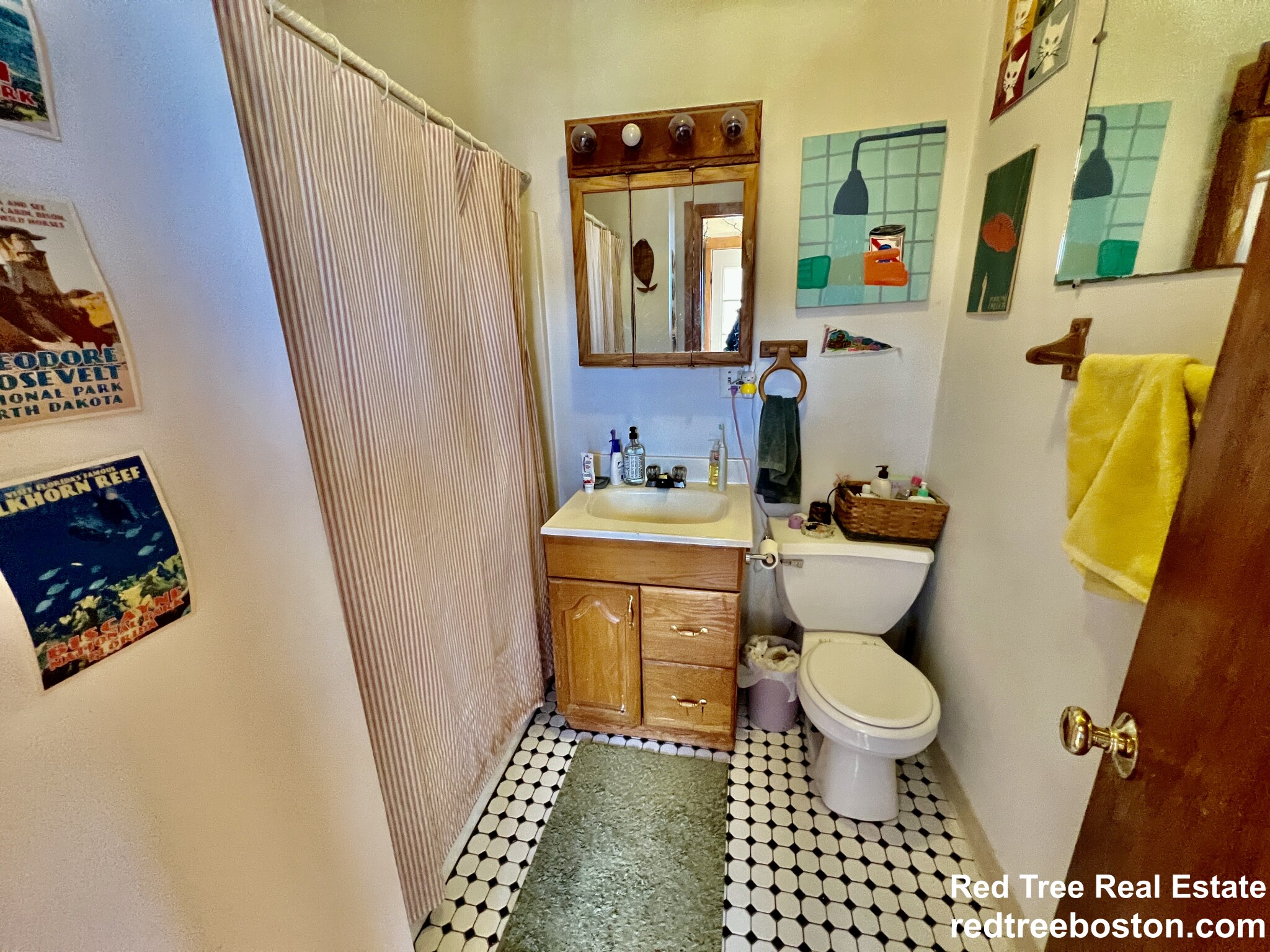 346 Faneuil St, Oak Square