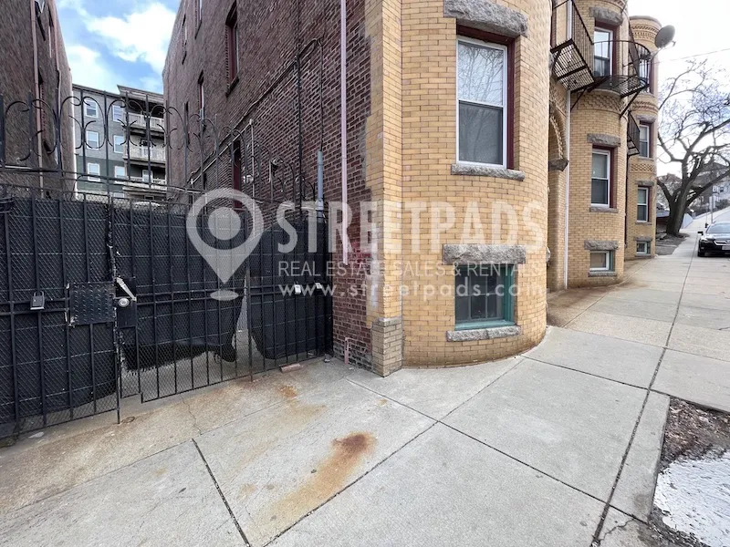 14 Wait St, Mission Hill