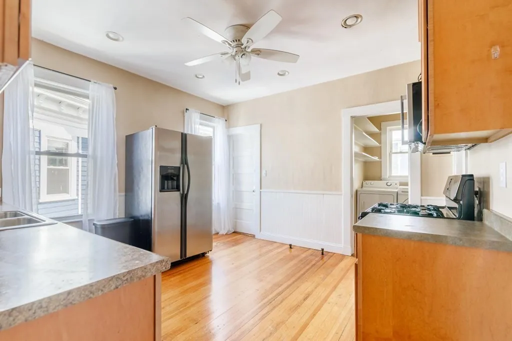 24 Willis St, Dorchester