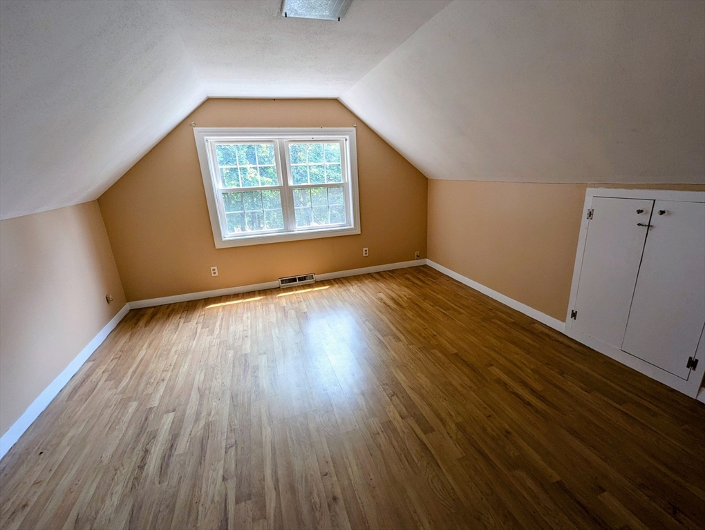 1 Conlyn Ave, Franklin