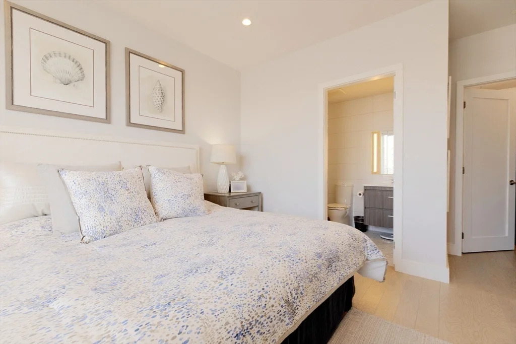 50 Symphony Rd, Fenway