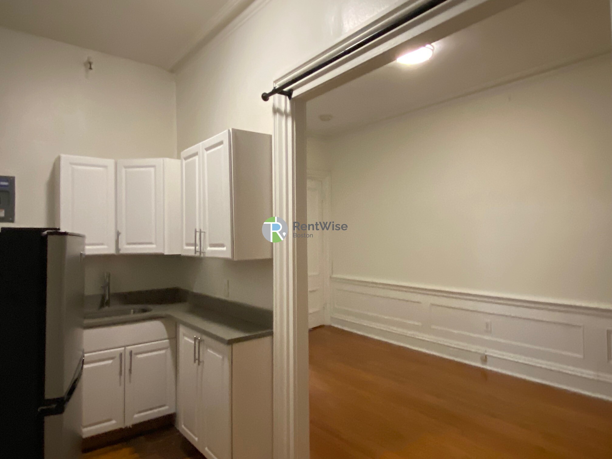 92 Charles St, Beacon Hill