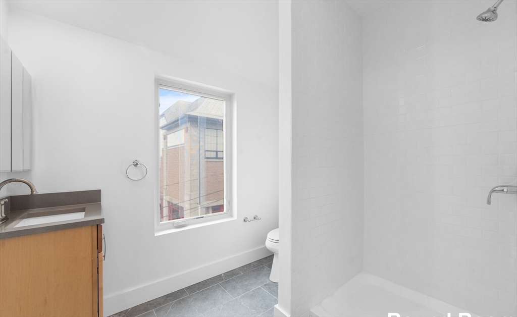 140 Prospect St, The Port