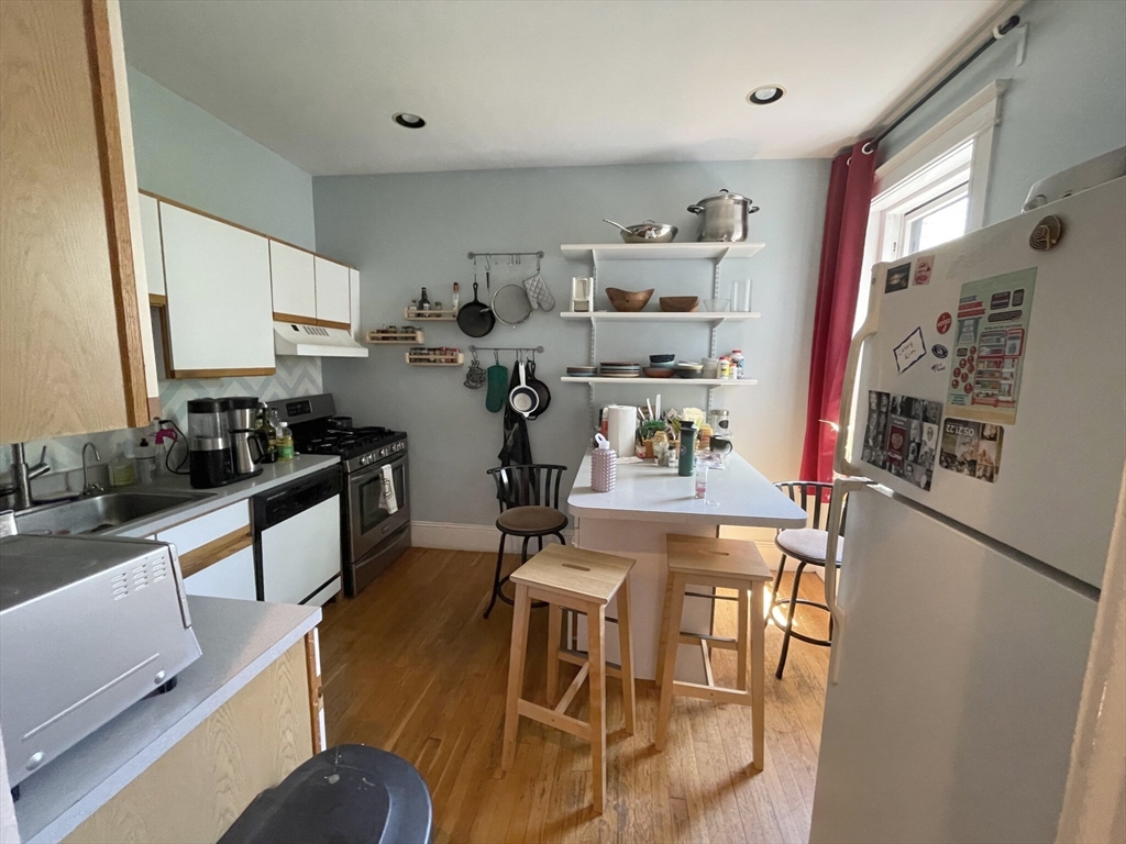 47 Mason Ter, Coolidge Corner