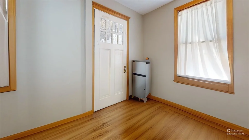 12 Lyman St, Waltham